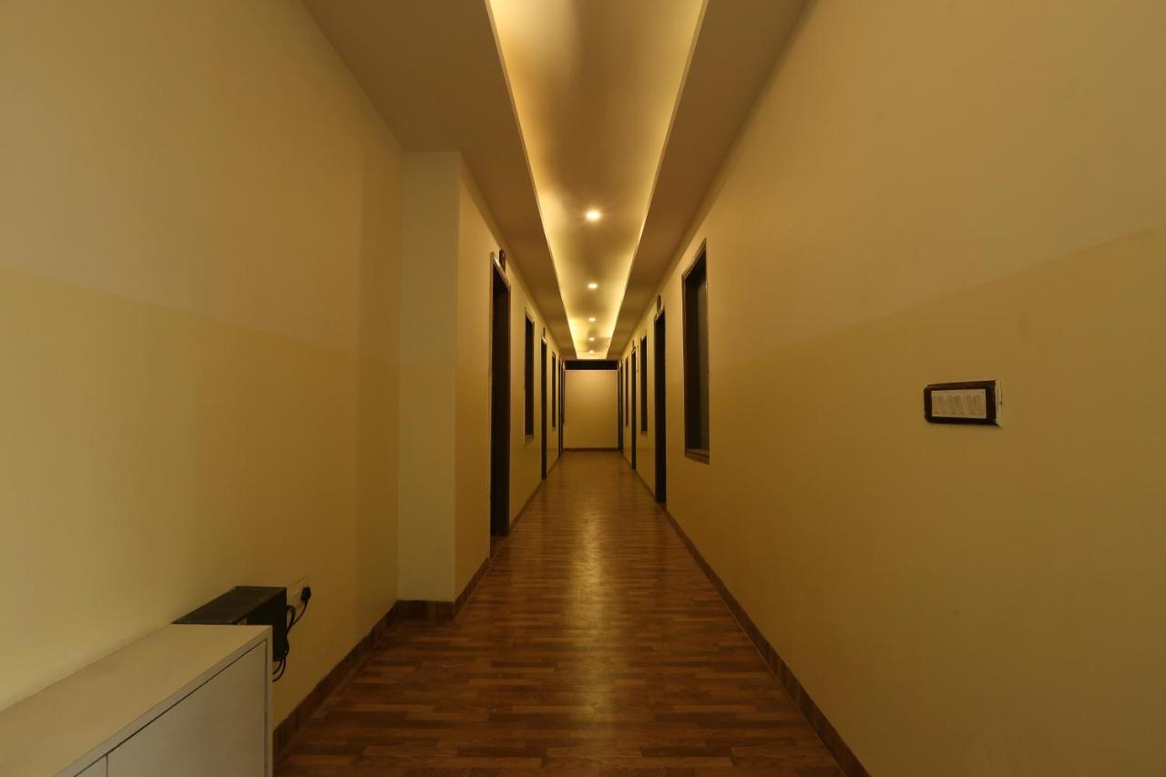 Hotel Airport City Neu-Delhi Exterior foto