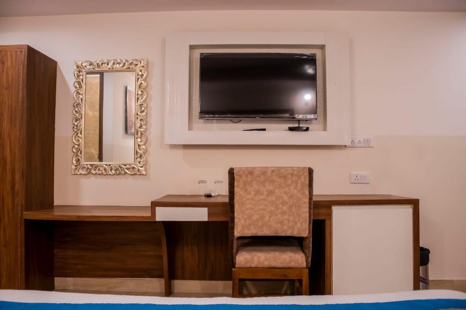 Hotel Airport City Neu-Delhi Exterior foto