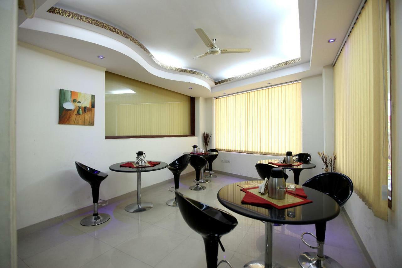 Hotel Airport City Neu-Delhi Exterior foto