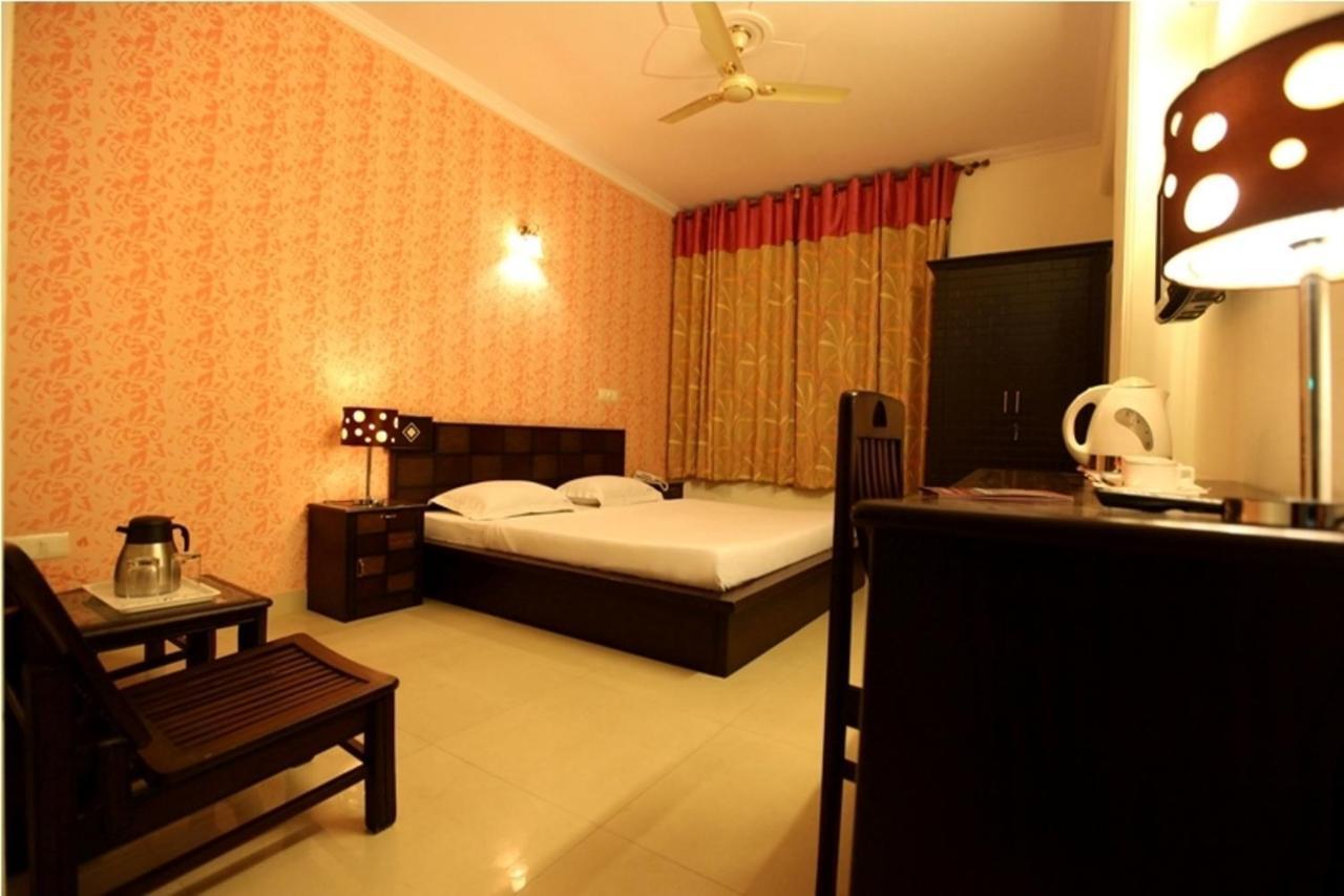 Hotel Airport City Neu-Delhi Exterior foto